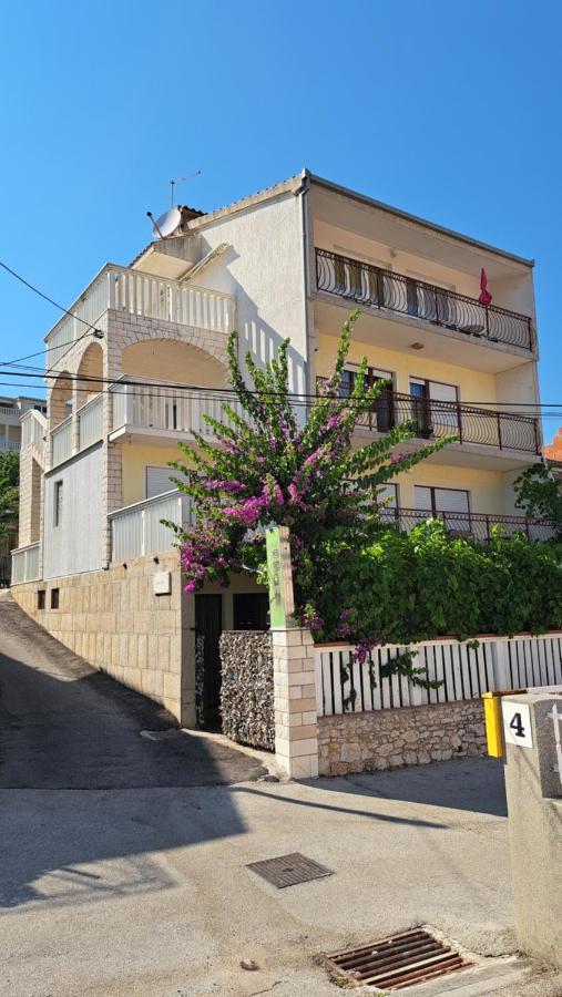 Sablic Apartment *