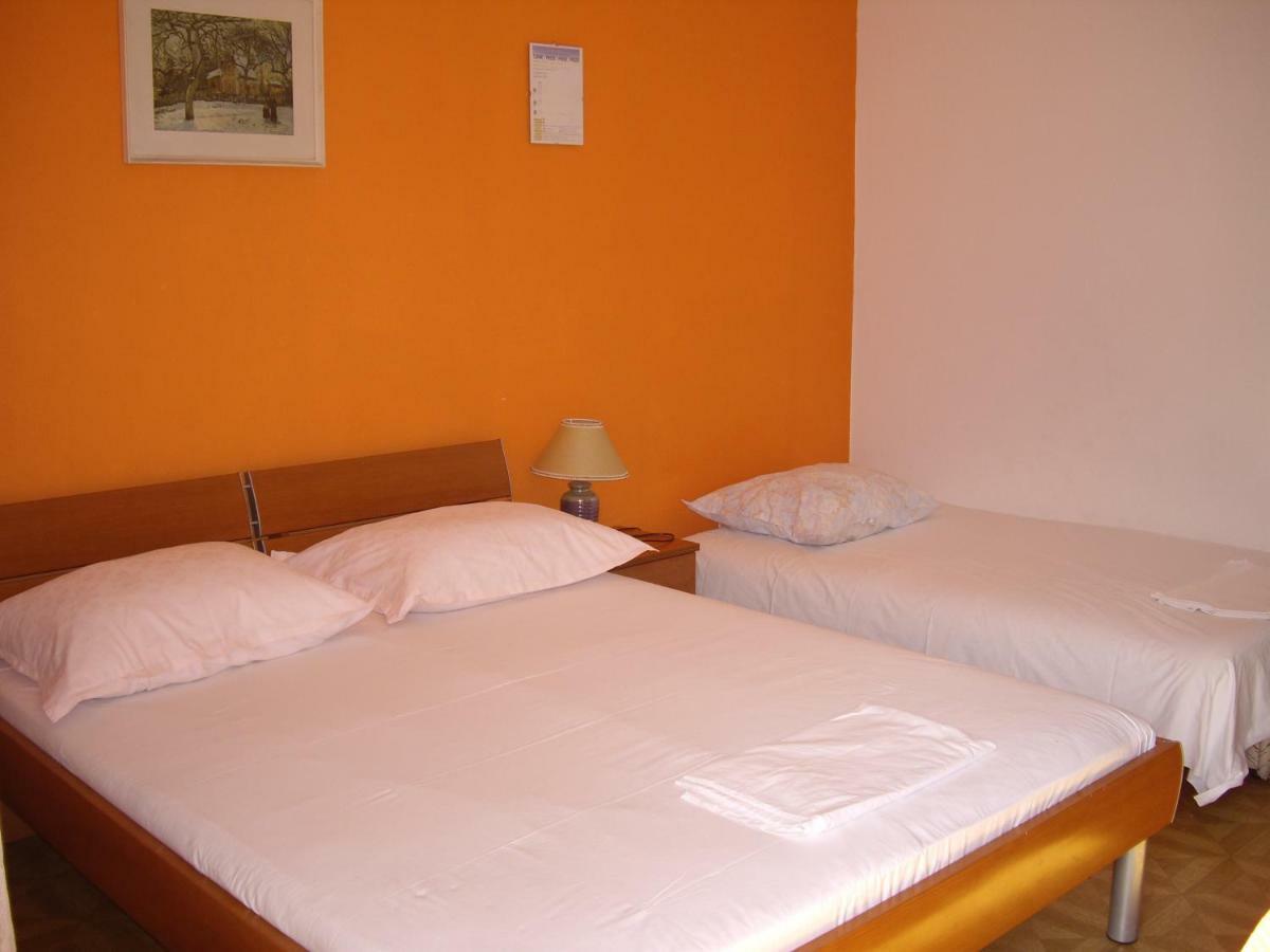Apartment Sablic Marina